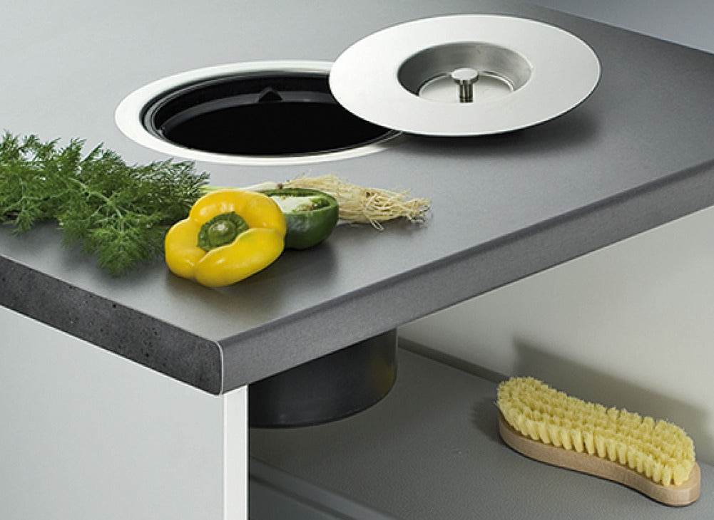 trash-can-worktop